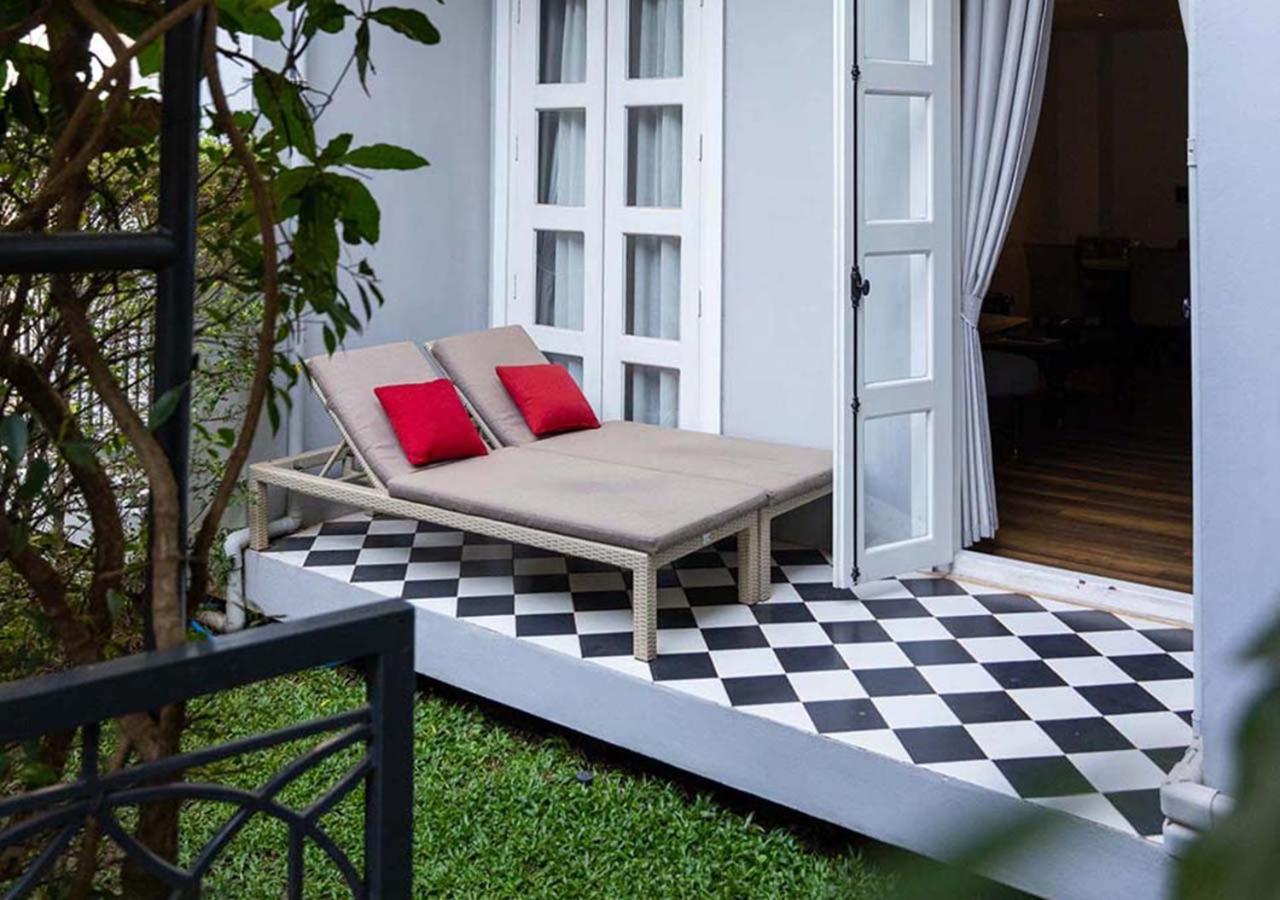 Le Thatluang D'Or Boutique Hotel Вьентьян Экстерьер фото