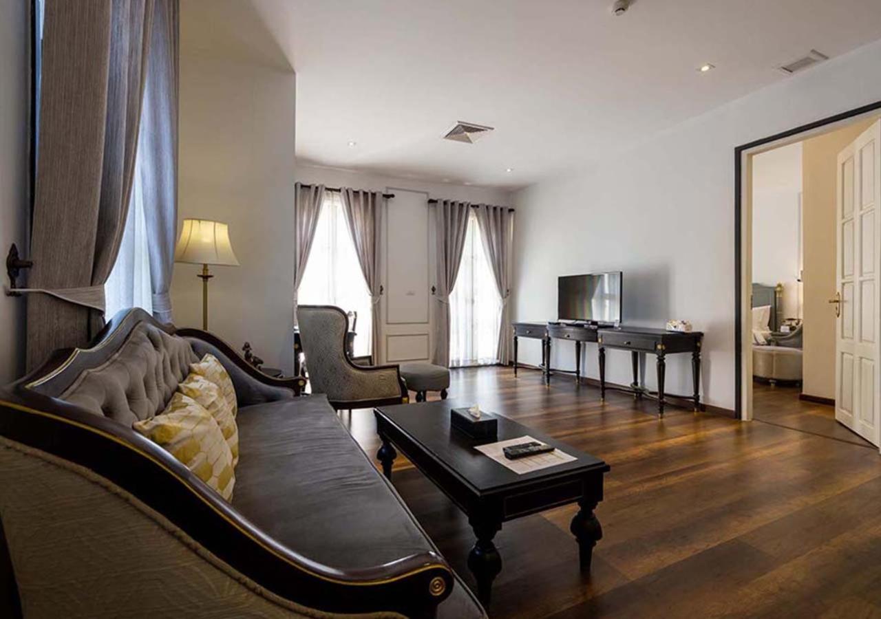 Le Thatluang D'Or Boutique Hotel Вьентьян Экстерьер фото