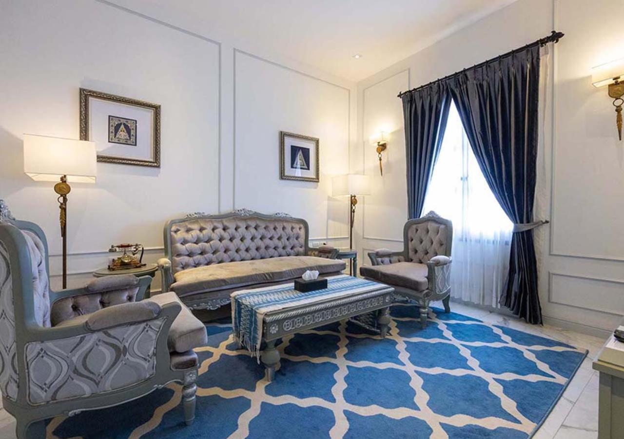 Le Thatluang D'Or Boutique Hotel Вьентьян Экстерьер фото