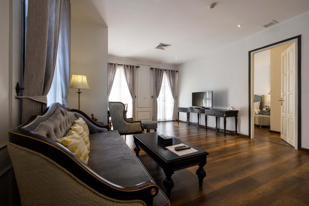 Le Thatluang D'Or Boutique Hotel Вьентьян Экстерьер фото