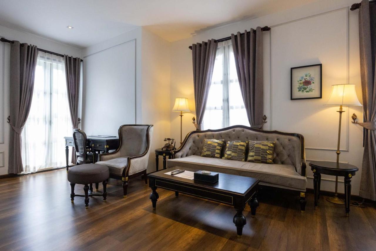 Le Thatluang D'Or Boutique Hotel Вьентьян Экстерьер фото